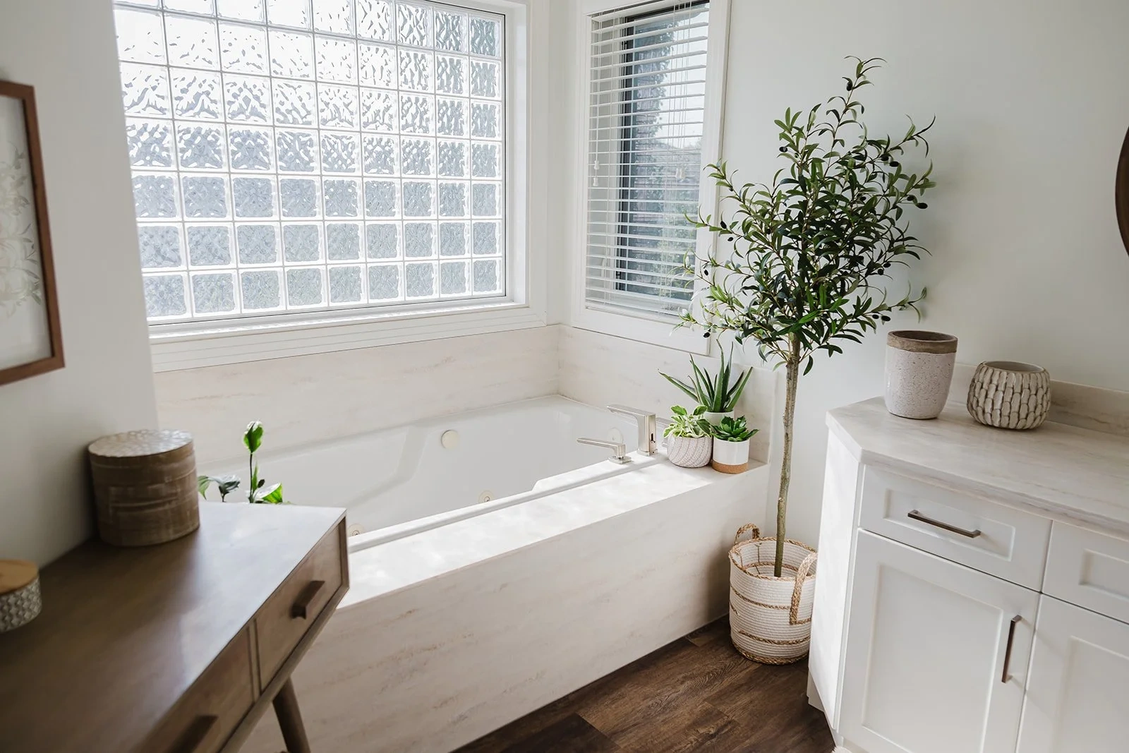 Custom Luxury Bathroom Renovation Services